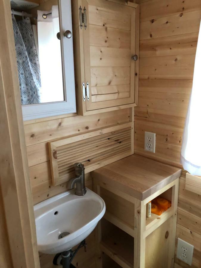 Austin'S Original Tiny Home Hotel/ Oak Forest Exterior foto
